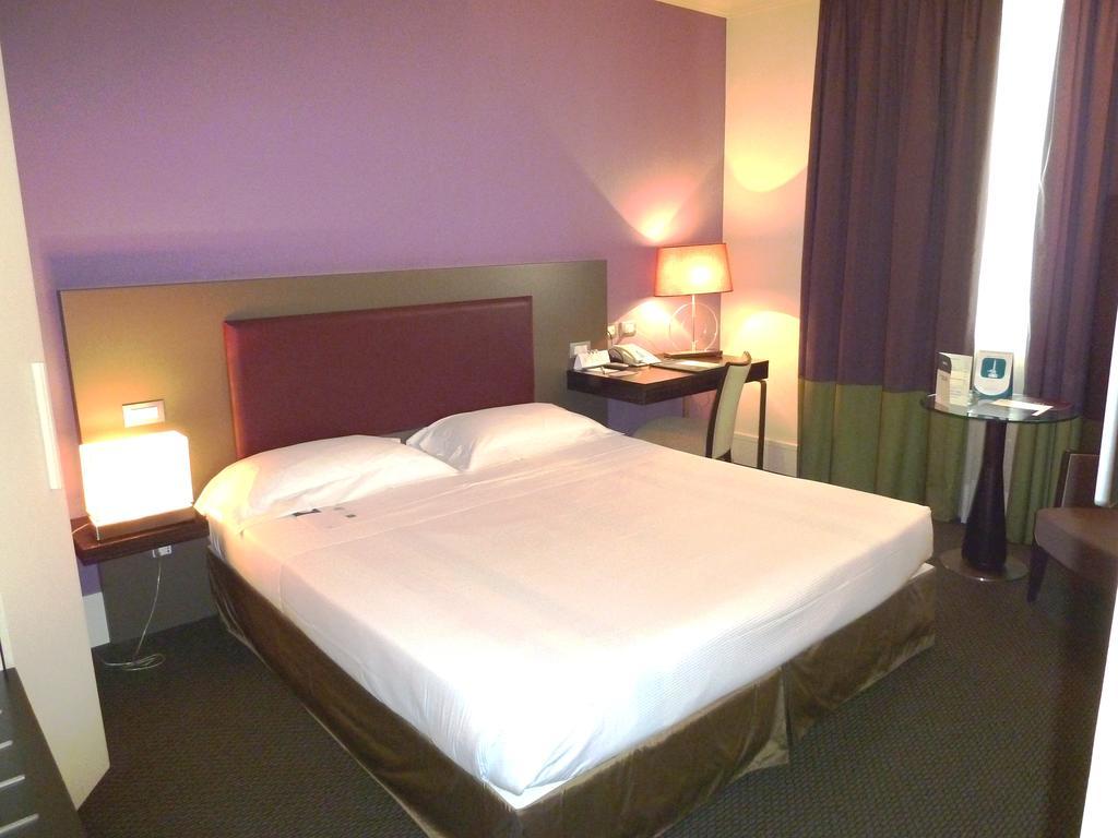 Una Hotel Lodi Luaran gambar
